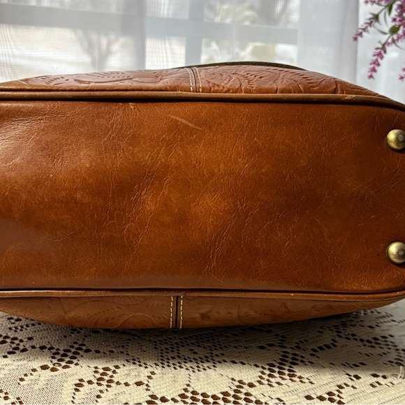 Patricia Nash Larone Tooled Leather Florence Shoulder Bag - Picture 3 of 6